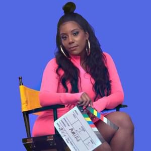 Meet your Posher, Amira